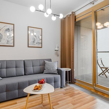 19 Dzielnica Kolejowa P&O Serviced Apartments Warschau Exterior foto