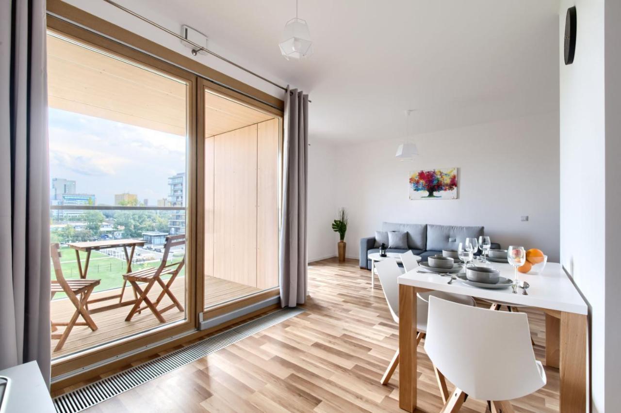 19 Dzielnica Kolejowa P&O Serviced Apartments Warschau Exterior foto